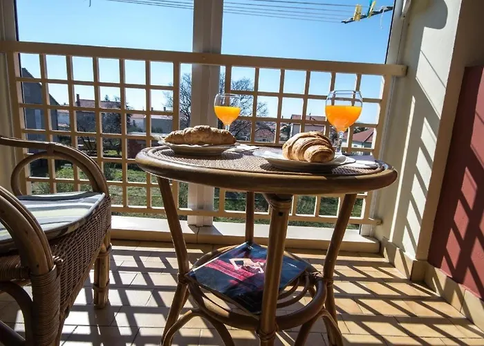Noemi Apartment