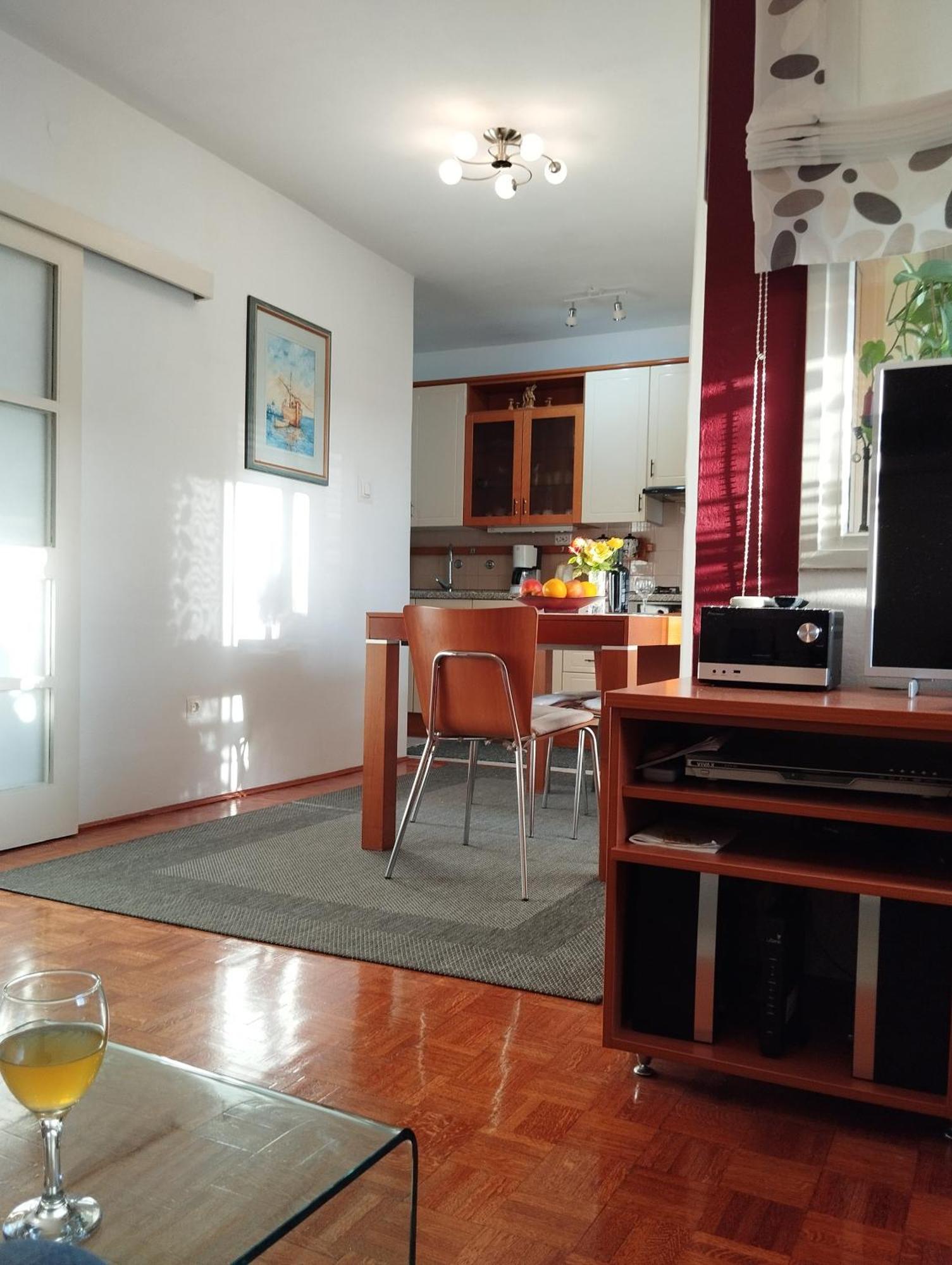 Noemi Apartament *
