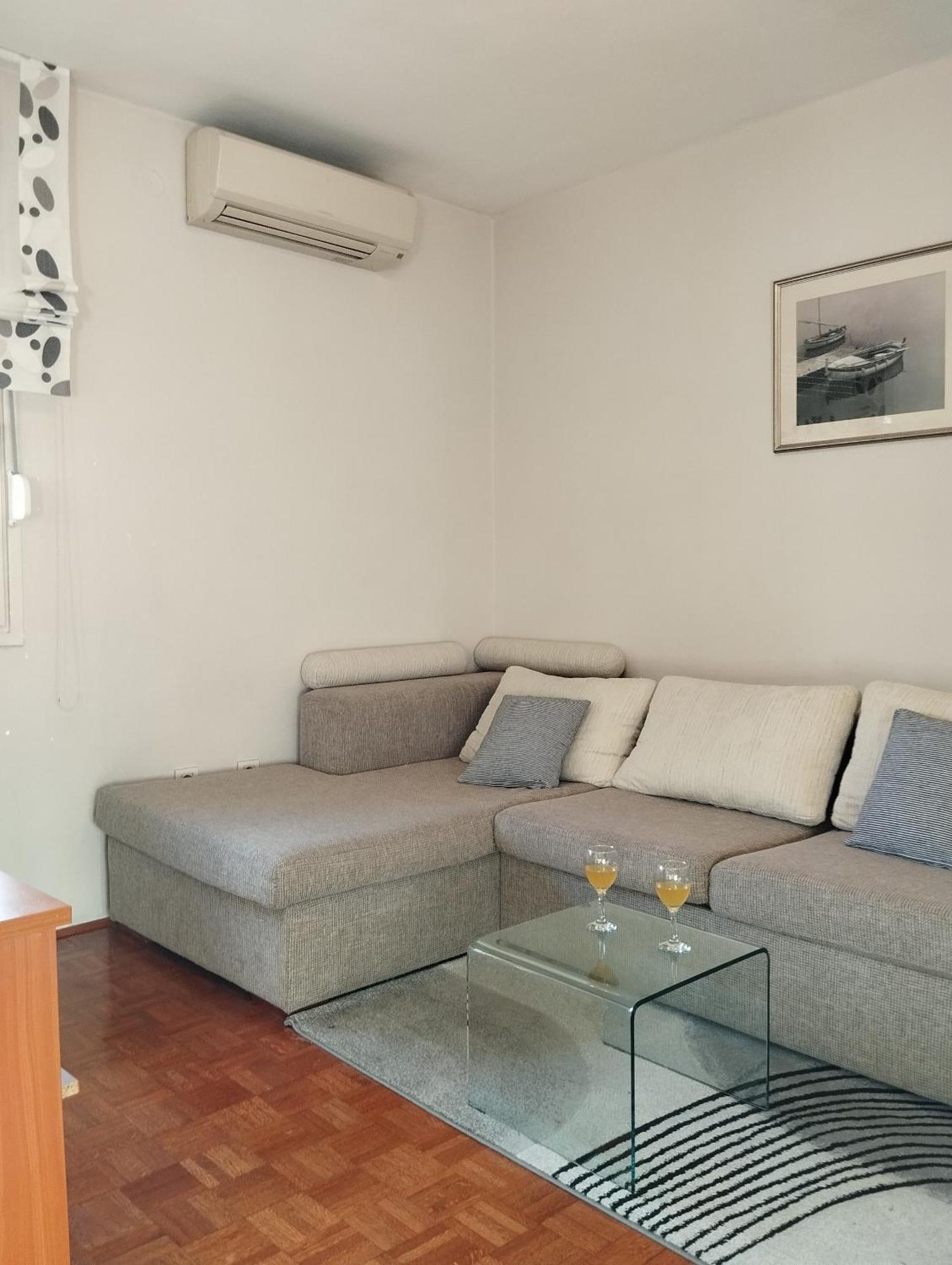 Noemi Apartament *